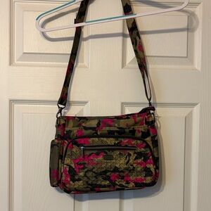 LUG shimmy crossbody bag camo orchid
